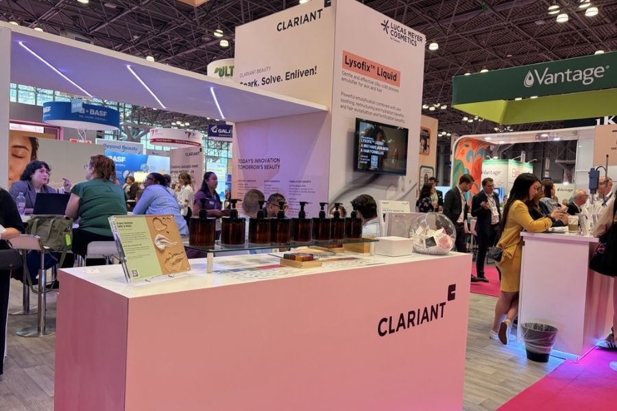 Clariant stand